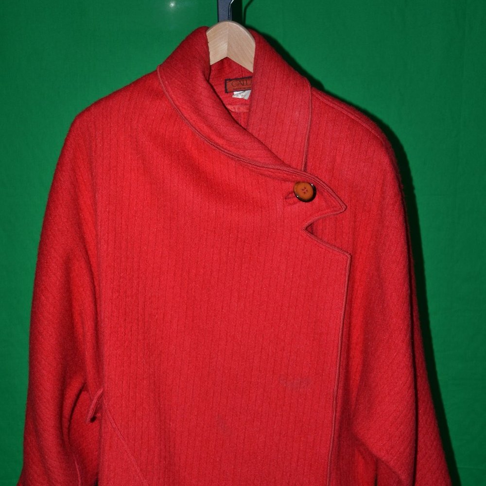 ( FABULOUS ) CALLA  RED ONE BUTTON COAT SIZE 7.5